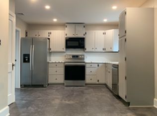 7 S Soudersburg Rd, Ronks, PA 17572