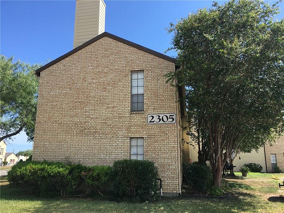1st image of 2305 Capitan Dr APT C