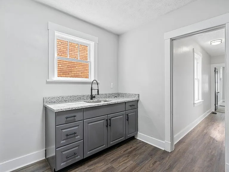 3407 Gass Avenue — Photo 7