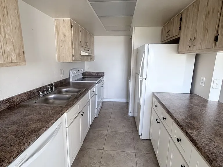 5004 Chiquita Blvd S — Photo 20