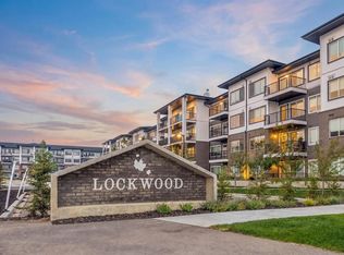 6 N Merganser Dr W #4416, Chestermere, AB T1X1K9