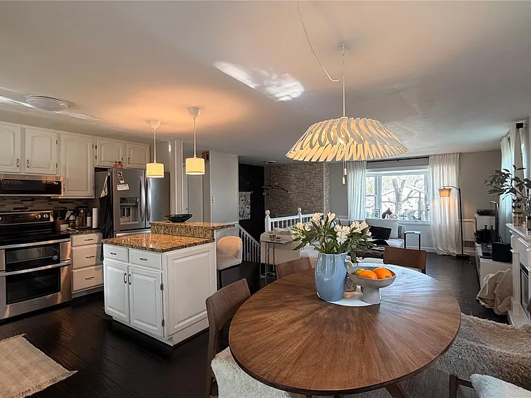 10921 Hermosa Ct — Photo 4