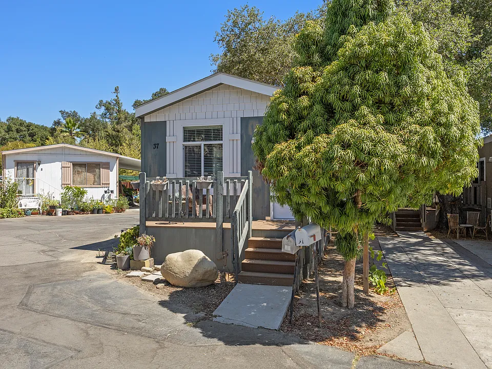 25 Burnham Rd #37