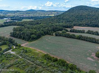 Wellwood Dr, Tunkhannock, PA 18657