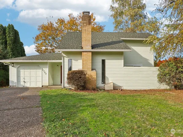15705 NE 9th Circle, Vancouver, WA 98684