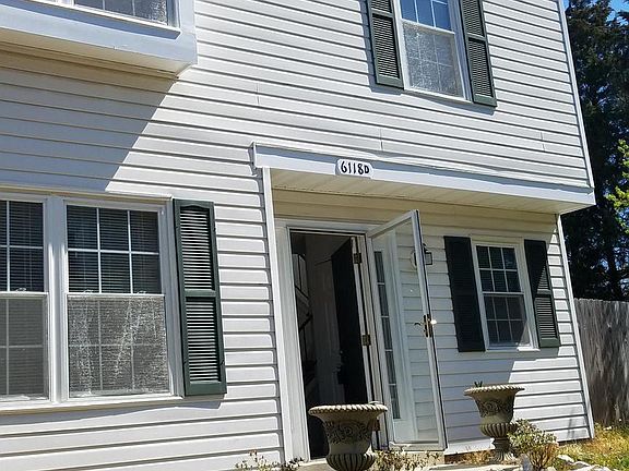 5th image of 6118 Hoskins Hollow Cir