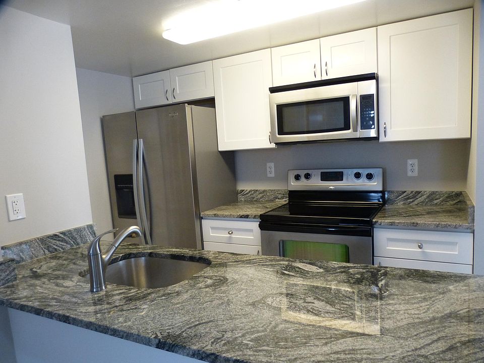 Newly Renovated Kitchen!