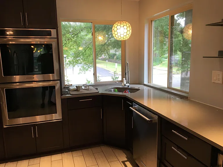 7301 Glenroie Ave — Photo 41