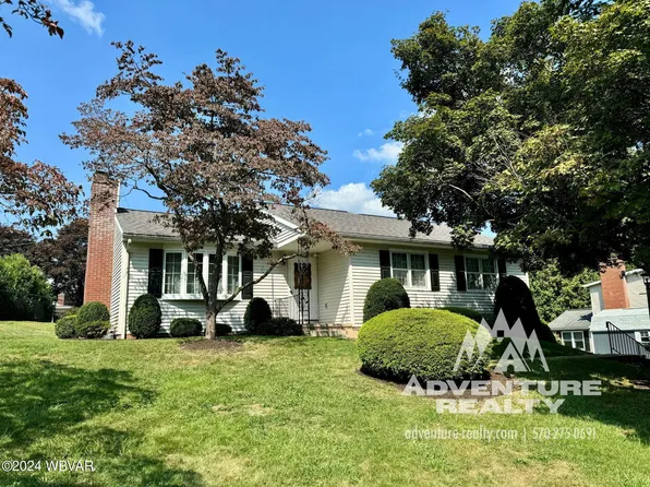 207 Sprout Rd, Muncy, PA 17756