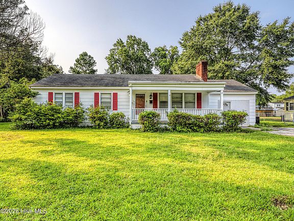 2nd image of 111 Pineview Street