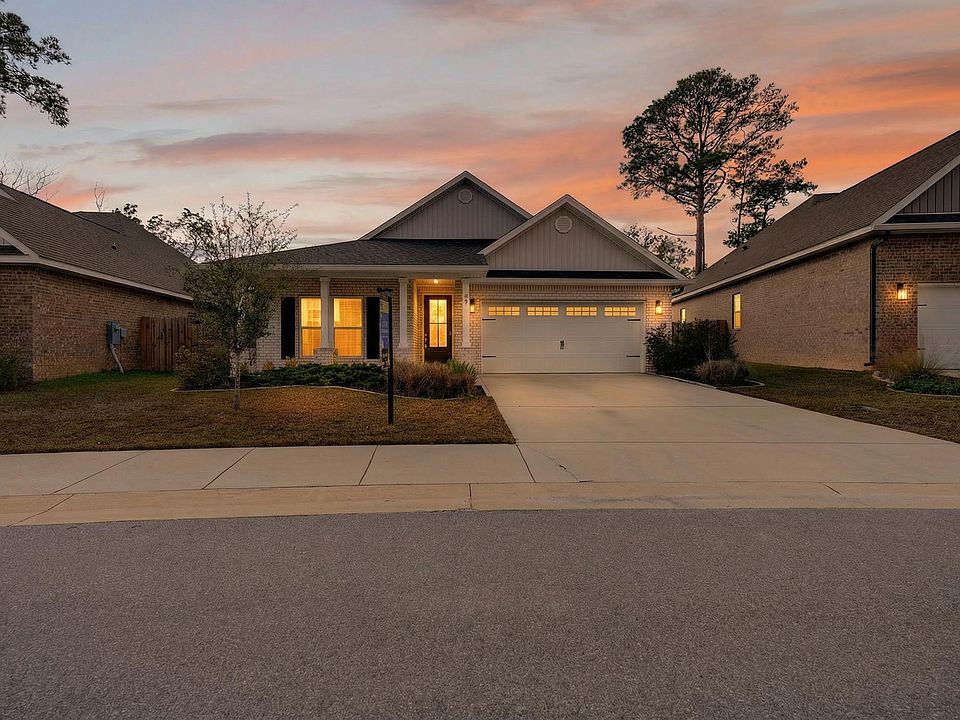 1st image of 93 Eagles Nest Dr