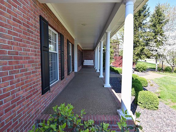 3rd image of 331 Mount Ashley Rd