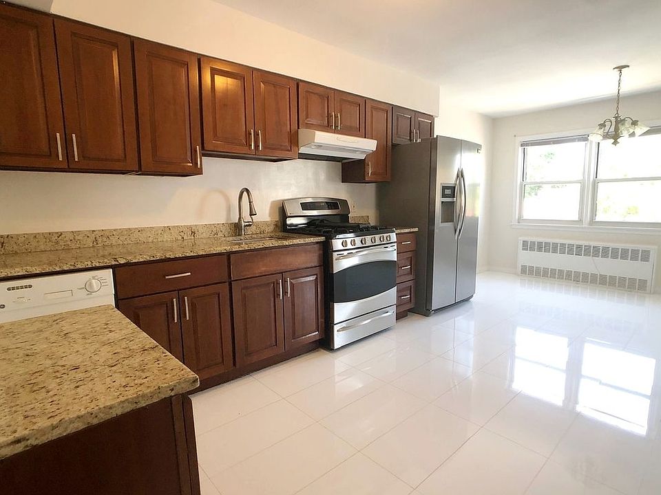 1st image of 2273 46th St #2