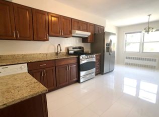 2273 46th St #2, Astoria, NY 11105