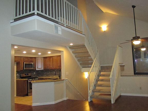 2nd image of 27007 Karns Ct Unit 2401