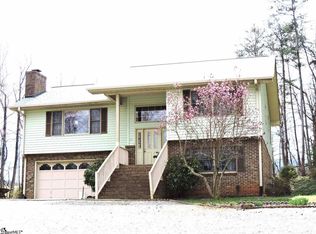 21 Springdale Dr, Travelers Rest, SC 29690