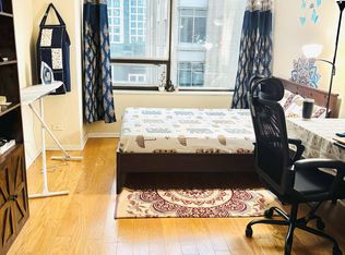 233 E Erie St APT 2304, Chicago, IL 60611