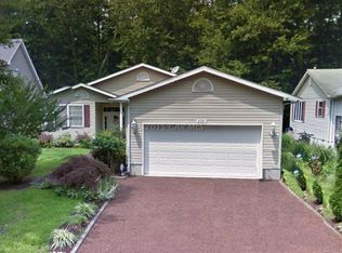 265 Windjammer Rd, Ocean Pines, MD 21811