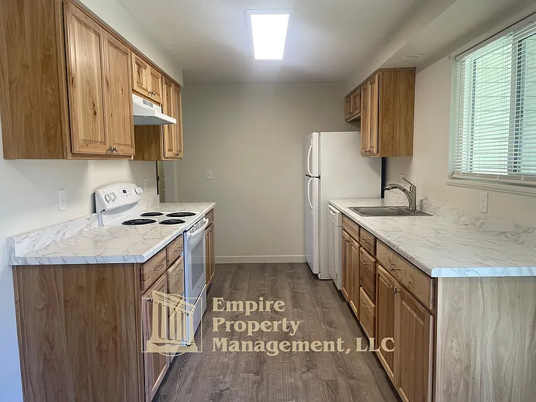 2312 Willona Dr — Photo 8