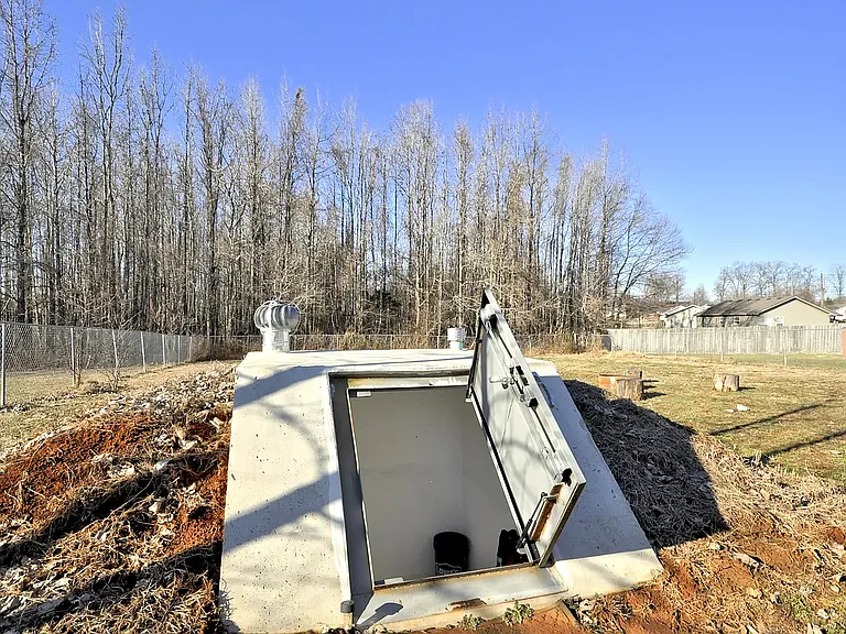 422 Woodale Dr — Photo 35