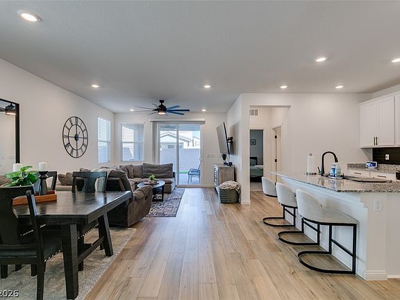 5th image of 9894 W Meranto Ave