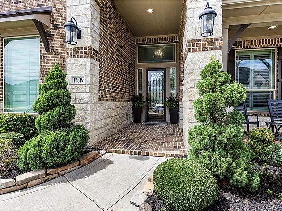3rd image of 13819 Windward Harbor Court