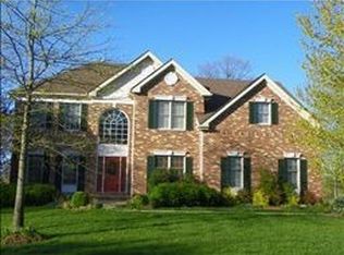 68 Vanderveer Dr, Basking Ridge, NJ 07920