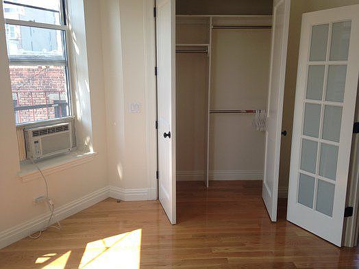 4th image of 306 E 119th St APT 10