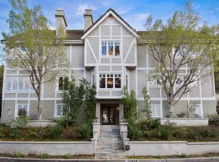 15650 Meadowgate Rd, Encino, CA 91436