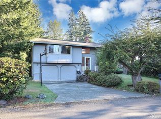 12210 Tatoosh Rd E, Puyallup, WA 98374