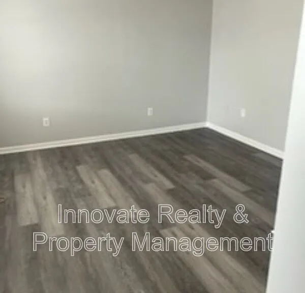 29 E Logan Ave #11 — Photo 13