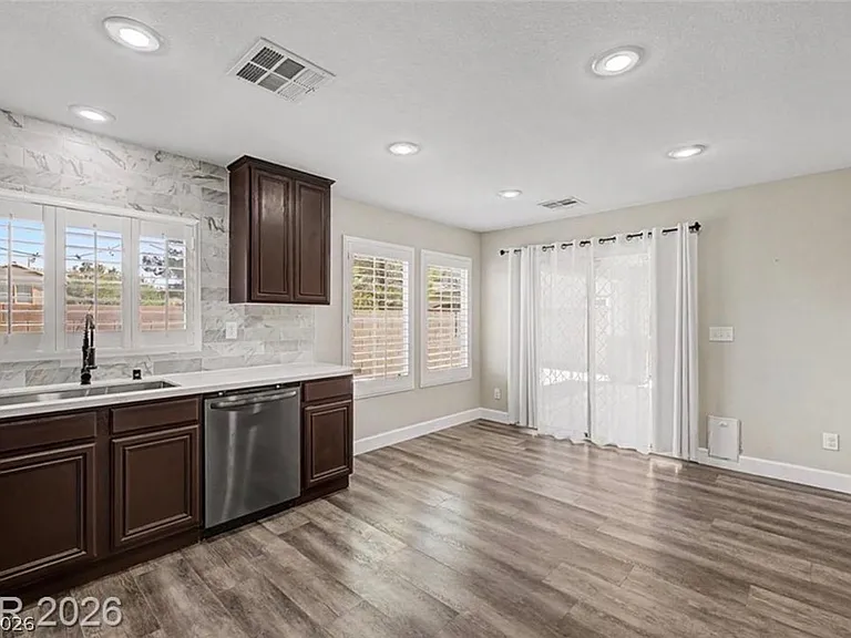 9444 Fort Connah Ct — Photo 9