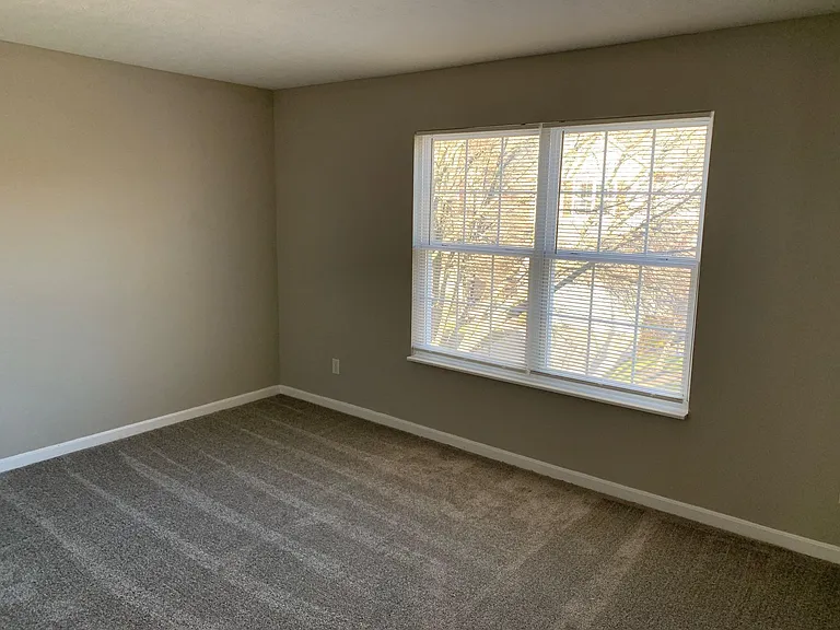 3857 Thorngate Dr — Photo 13