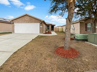 6906 Luckey Path, San Antonio, TX 78252