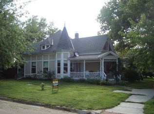 133 E Main St, Waterville, KS 66548