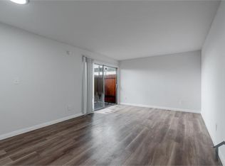 1922 S Hobart Blvd APT 3, Los Angeles, CA 90018