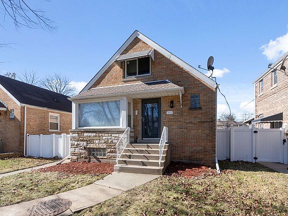 2nd image of 3642 S 57th Ave