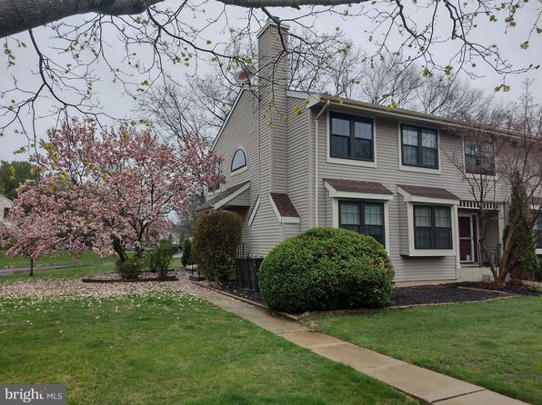 1201 Arlington Dr, Toms River, NJ 08755