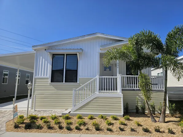 1992 Douglas Dr #292, Tarpon Springs, FL 34689