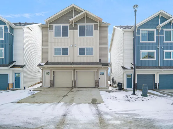 531 Merlin Lndg NW #25, Edmonton, AB T5S 0L9