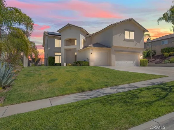 825 Shepard Crest Dr, Corona, CA 92882