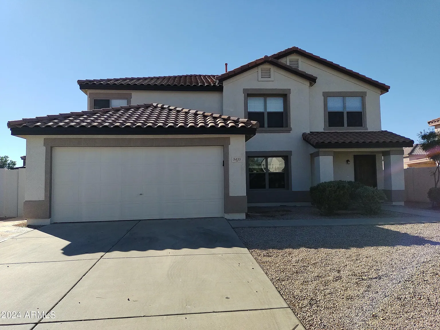 5 bed, 2.5 bath, 3094 sqft, $3,000 — Photo 1