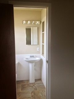 Bathroom1