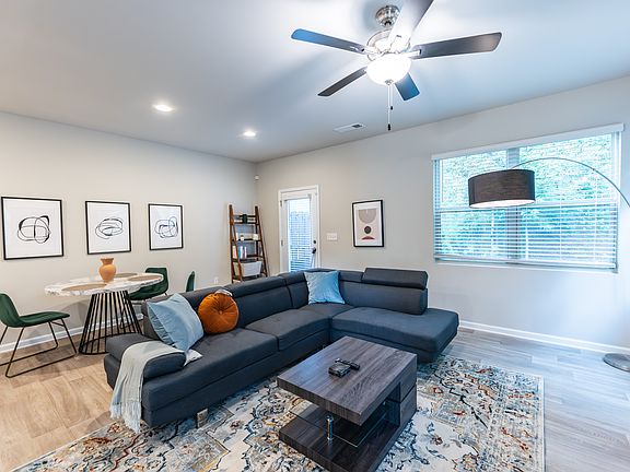 Lounge and dining area