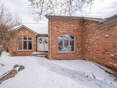 36464 Harness Circle Ct, Clinton Township, MI, 48035