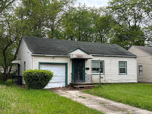 3rd image of 2310 Green Rd