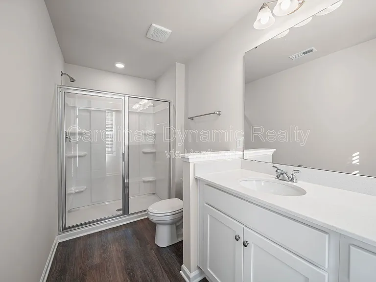 3200 Polk And White Rd #A — Photo 10