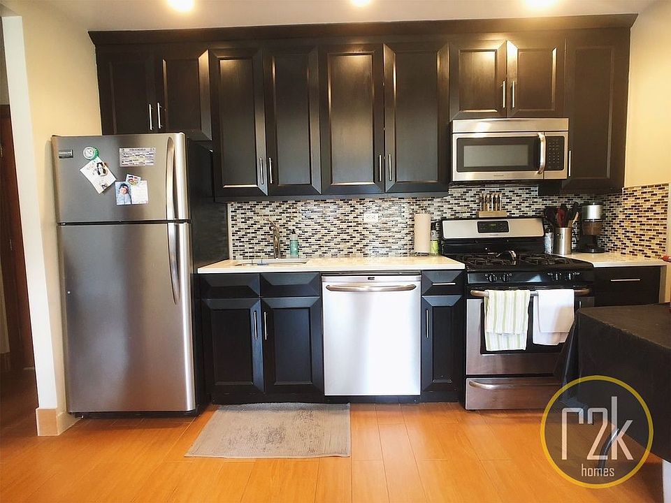 1st image of 2312 30th Dr APT 1B