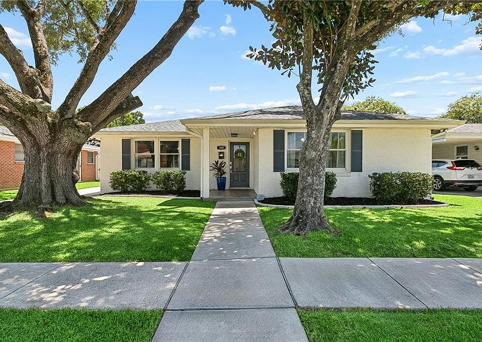 1st image of 165 Hibiscus Pl