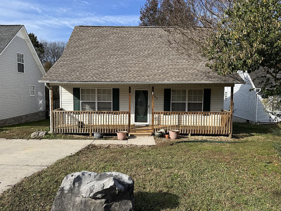 1st image of 3065 Holly Brook Cir NE